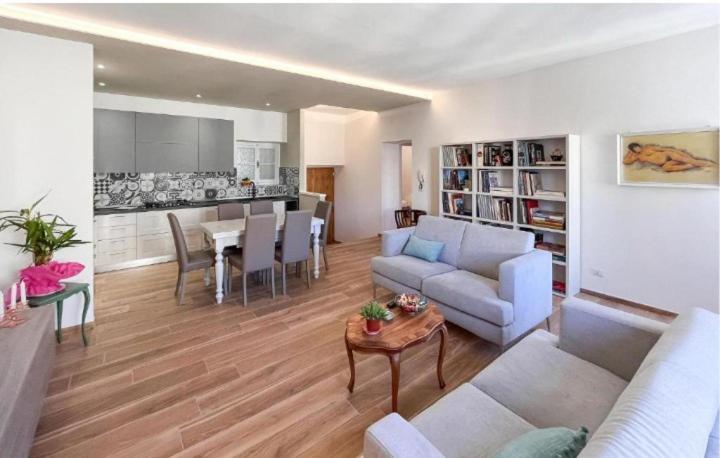 La Casa Del Pittore Squillantini Suite Stia Exteriör bild
